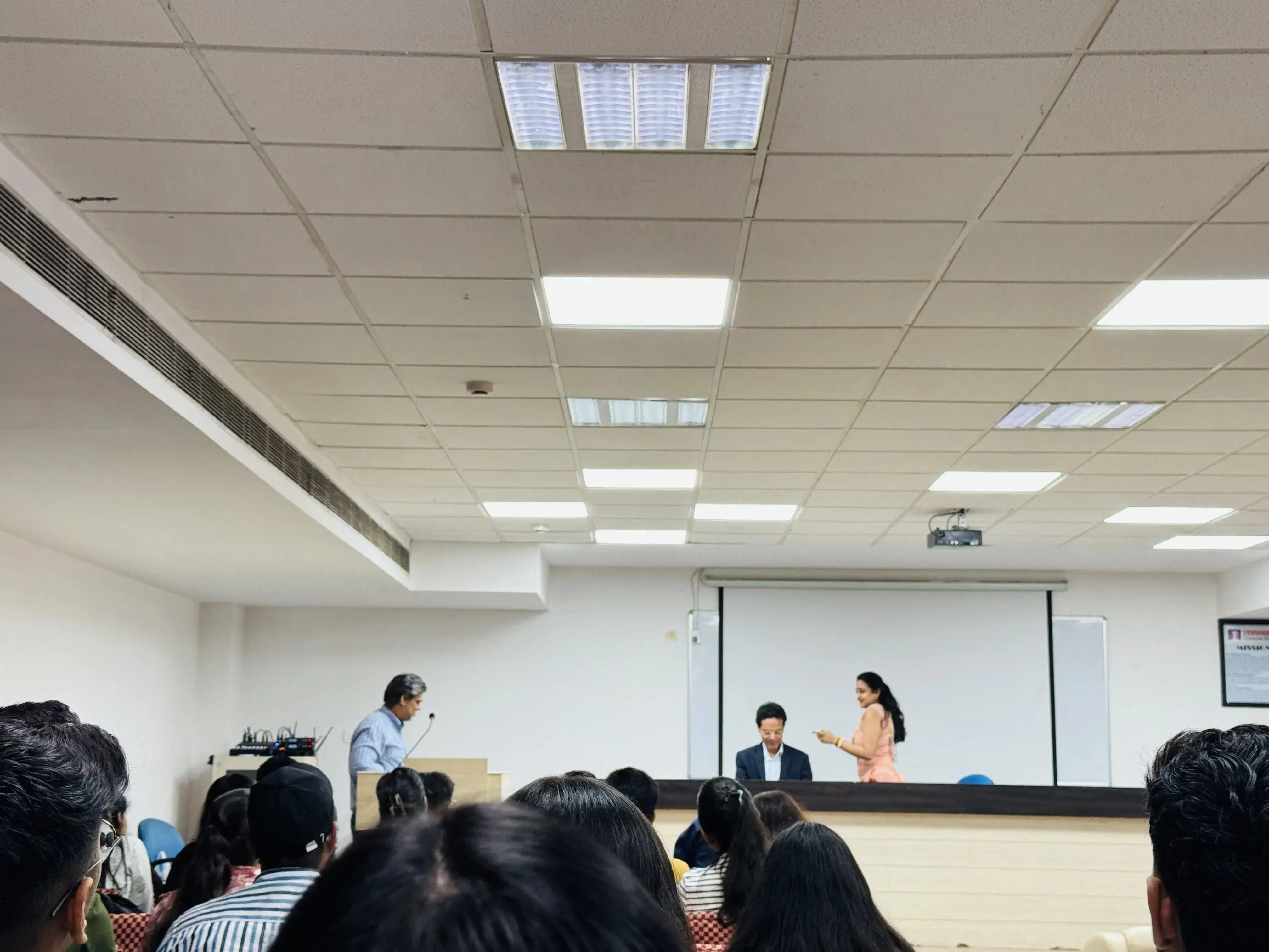 Fostiima Business School New Delhi Academic Building photo 11